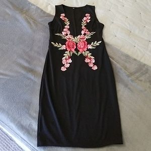 Black dress with rose embroidery embellishments m